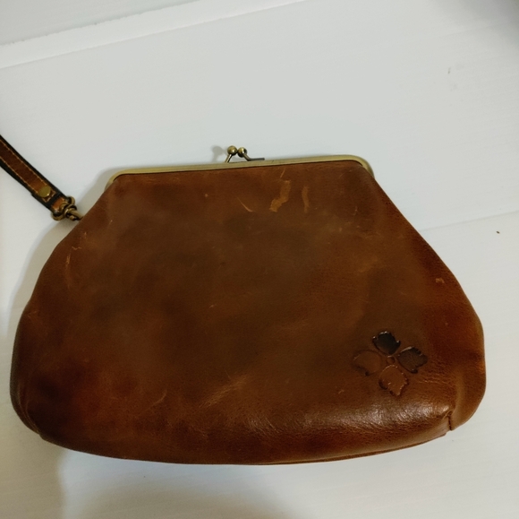 Patricia Nash Savena Wristlet Clutch - Picture 3 of 7